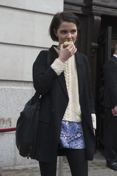 欧美潮人毛衣街拍 搭出个人魅力