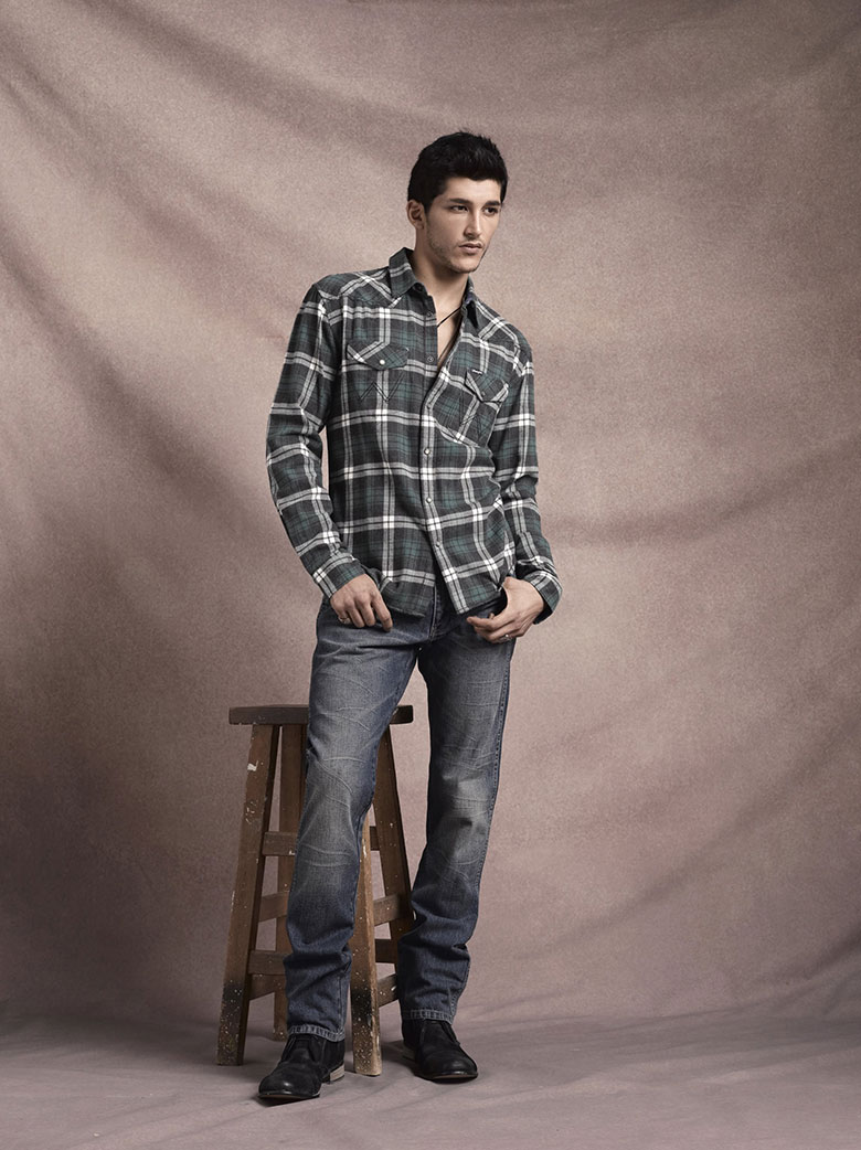 Wrangler 2013搭配手册 属于你的牛仔风格