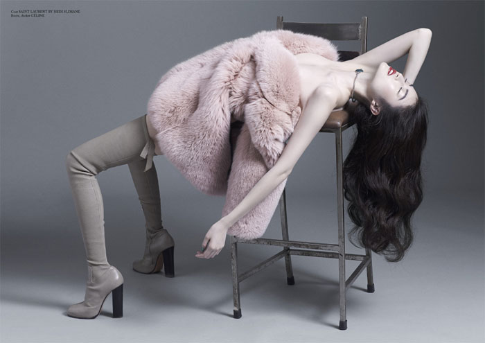 何穗登国际大刊封面 花样冬日唯美文艺范儿