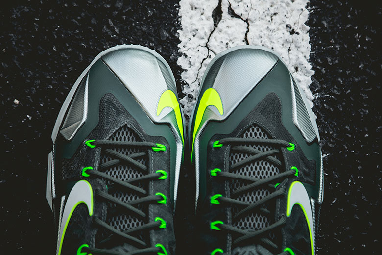 Nike LeBron 11代 Dunkman配色登场 勒布朗·詹姆斯篮球鞋