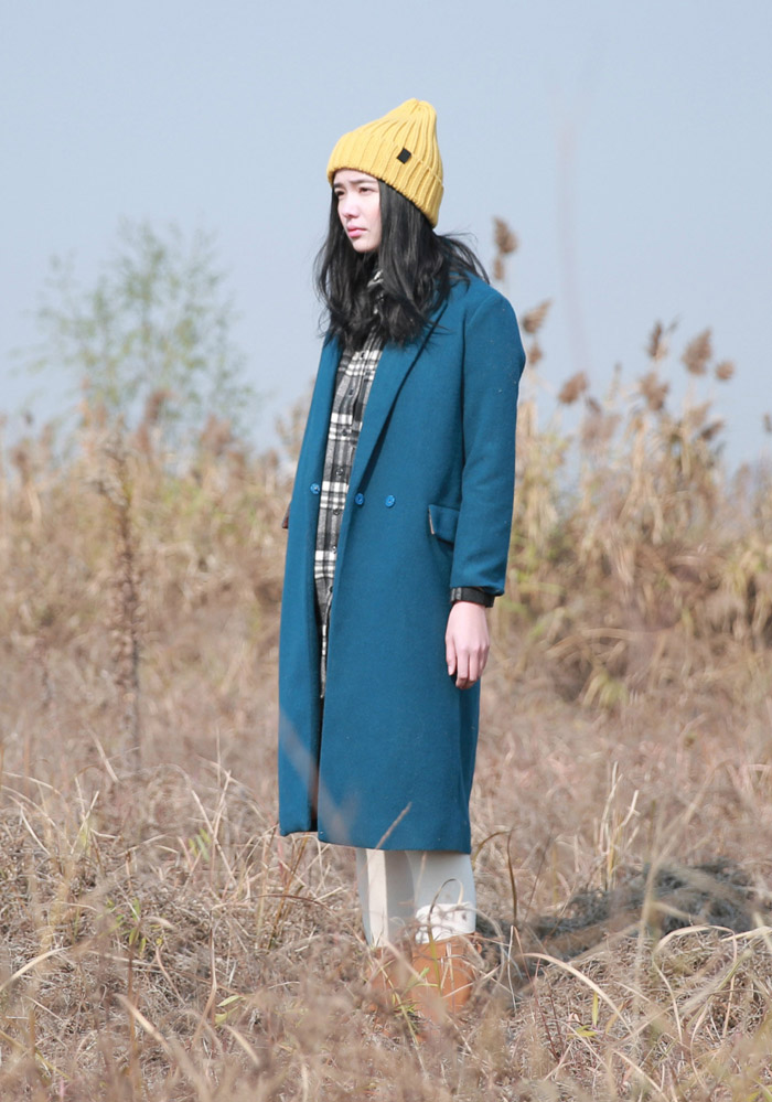 2013年12月杭州潮女街拍 美丽优雅的冬装混搭术