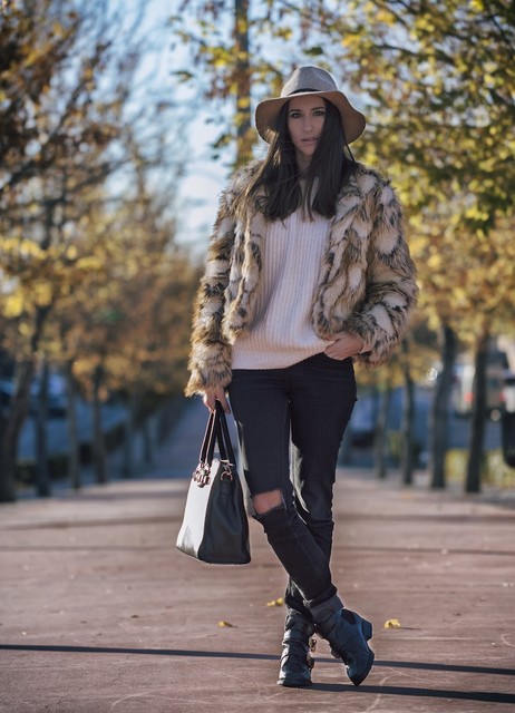 2013年12月西班牙潮女街拍 优雅的欧美范儿风格搭配