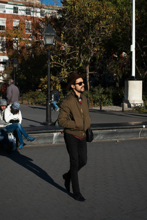 欧美型男街拍 冬季街头有胡须更性感