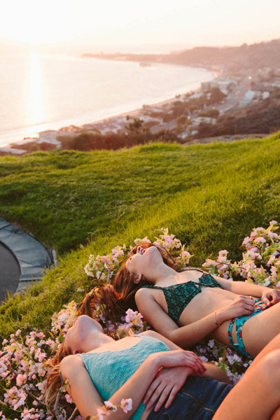 Urban Outfitters 2014 浪漫渡假色彩