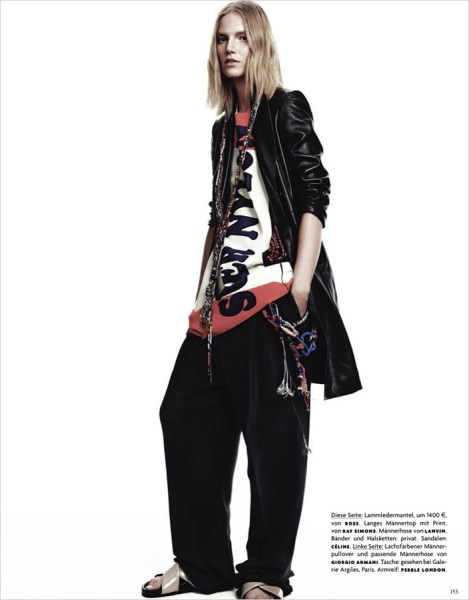 超模苏薇登德版《Vogue》封面 大秀中性风潮