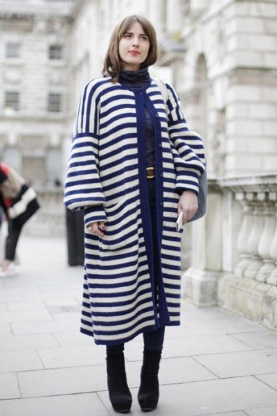 欧美潮女外套街拍 缤纷样式才够味