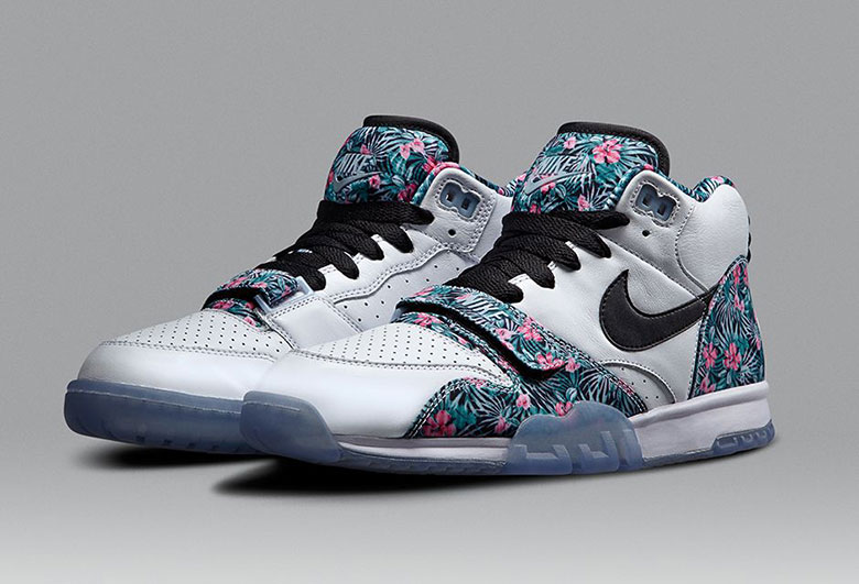 大红花图文元素 Nike Air Trainer 1 “Pro Bowl" 鞋款细节