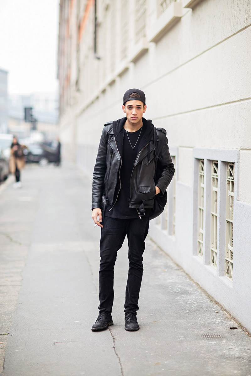 欧美潮人街拍 路人偏爱黑底裤