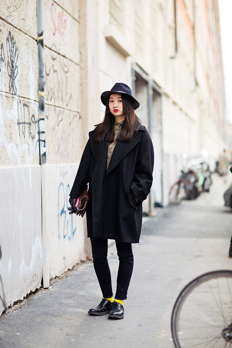 欧美潮人街拍 路人偏爱黑底裤