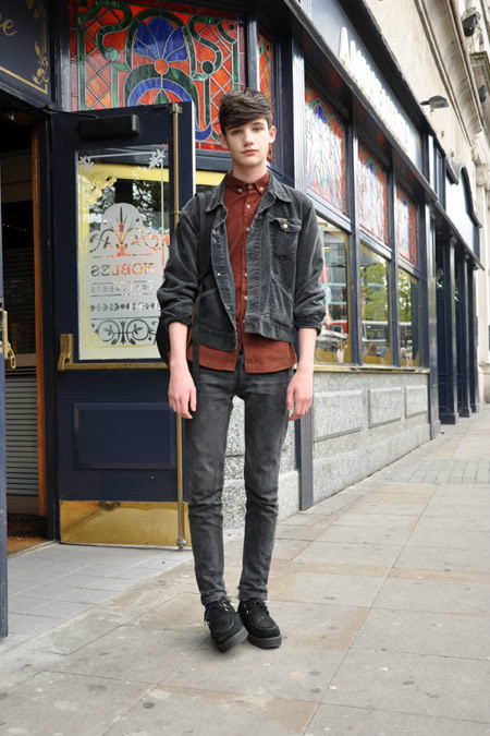 街拍潮人早春风格搭配 超高的搭配技巧