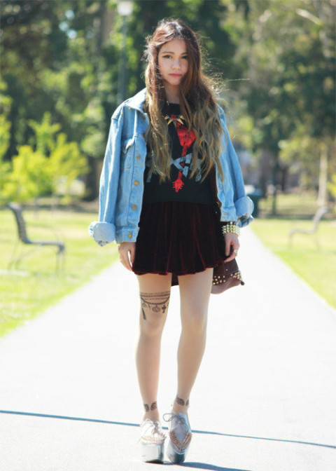 街拍潮人早春风格搭配 超高的搭配技巧