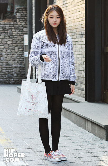 韩国街拍 3月19日 时尚潮流达人暖春造型搭配