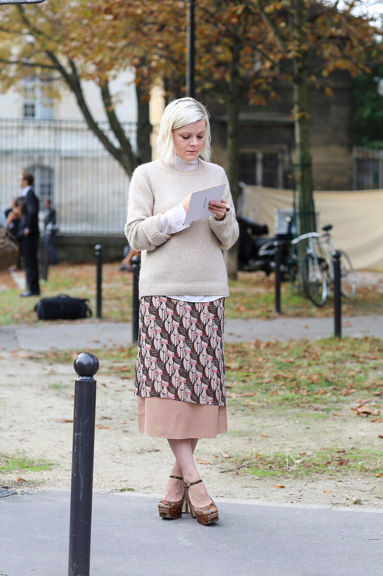 2014年3月29日欧美街拍 春季里的短裙风格秀