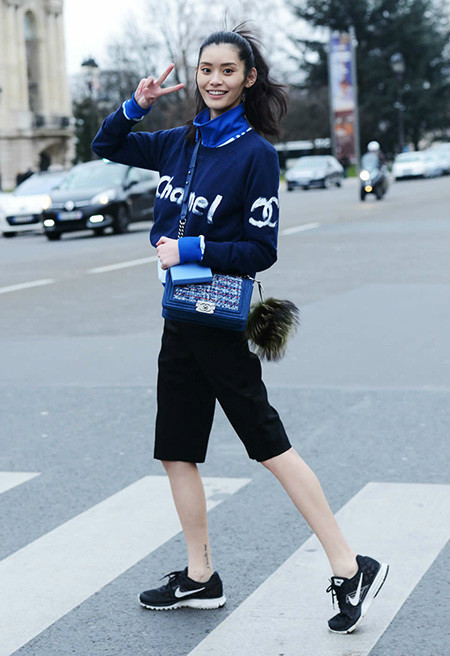 早春潮人时尚街拍 运动元素的混搭潮流趋势