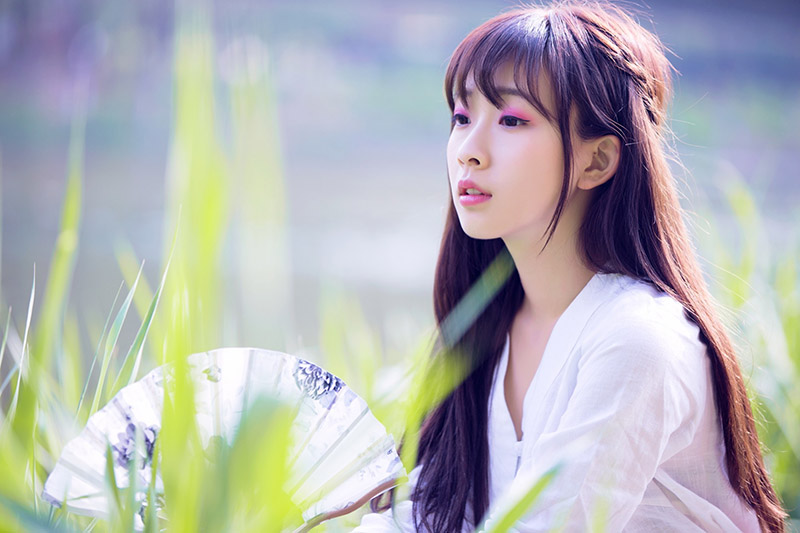 素颜女生何曼婷最新清纯写真惊艳曝光