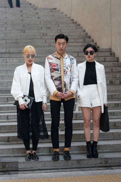 韩风街拍 看白色单品正流行