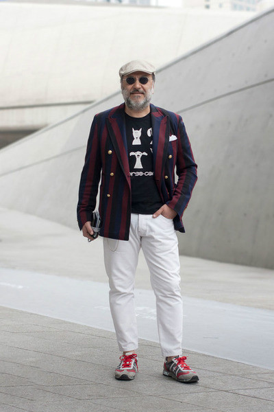 韩风街拍 看白色单品正流行