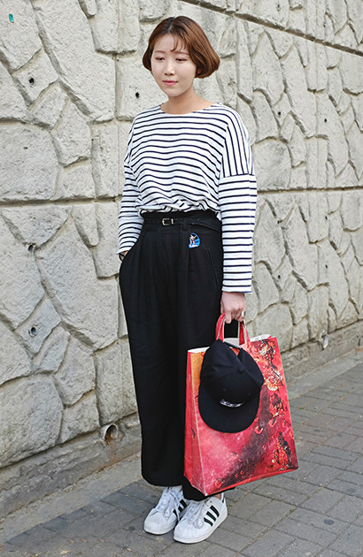 时尚街拍 看潮人春日做率性假小子