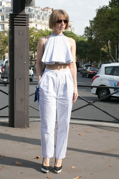 欧美街拍 看谁是最酷Crop-top女郎？