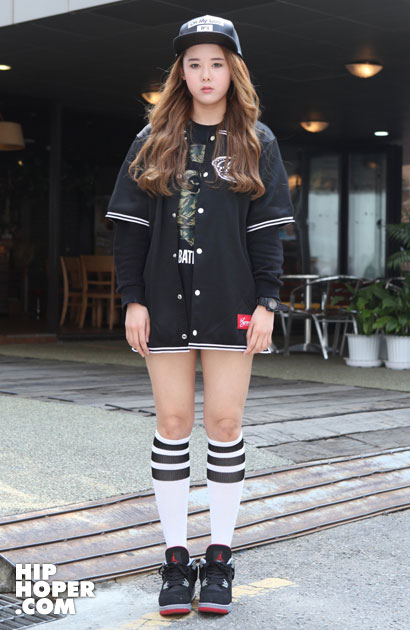 韩国潮女五月街拍 不同风格女生演绎街头魅力