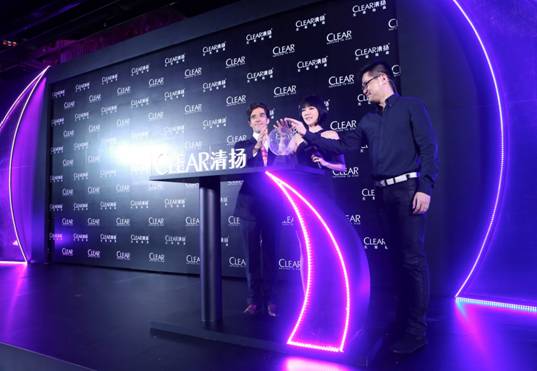 焕活头皮抵御力,终结头屑新时代