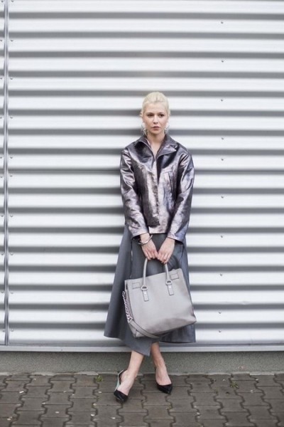 波兰时装周街拍 不输于秀场的街头时尚