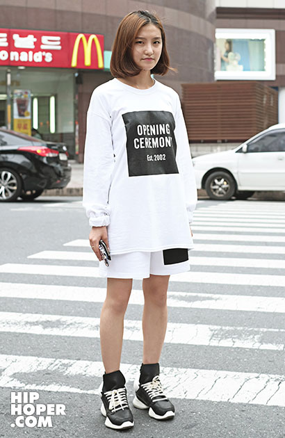 韩国潮人街拍 素色搭配简约取胜