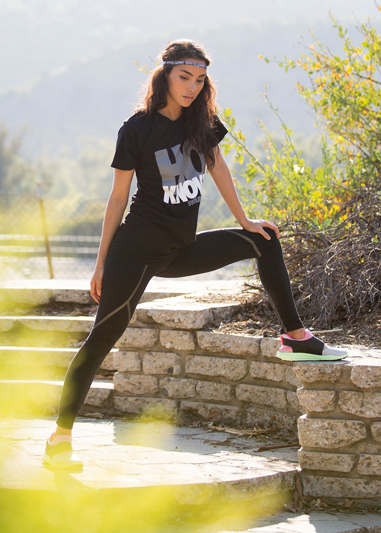 女神Adrianne Ho 完美演绎运动系列造型特辑