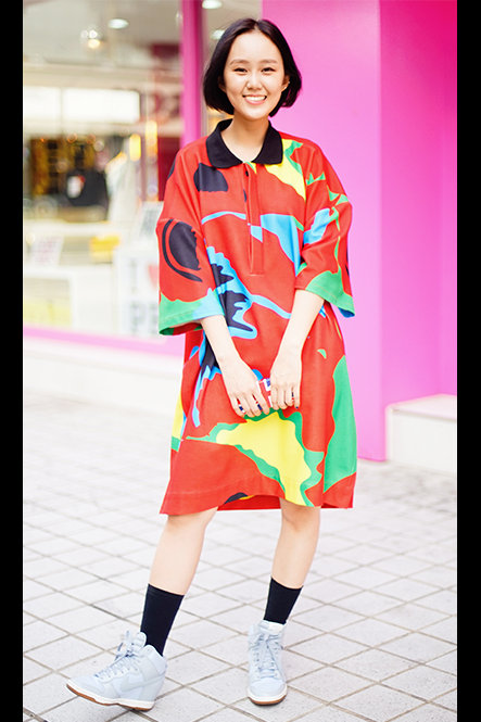 首尔潮人街拍：型格花卉图案装束特集