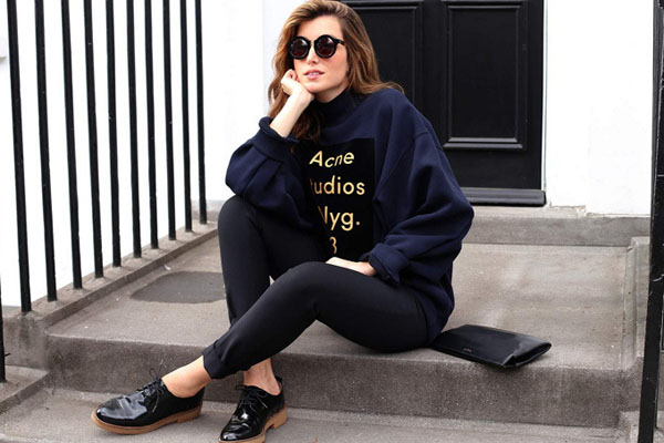 欧美街拍 看简单实用卫衣搭配法则