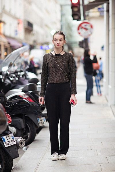 欧美街拍 看简单实用卫衣搭配法则