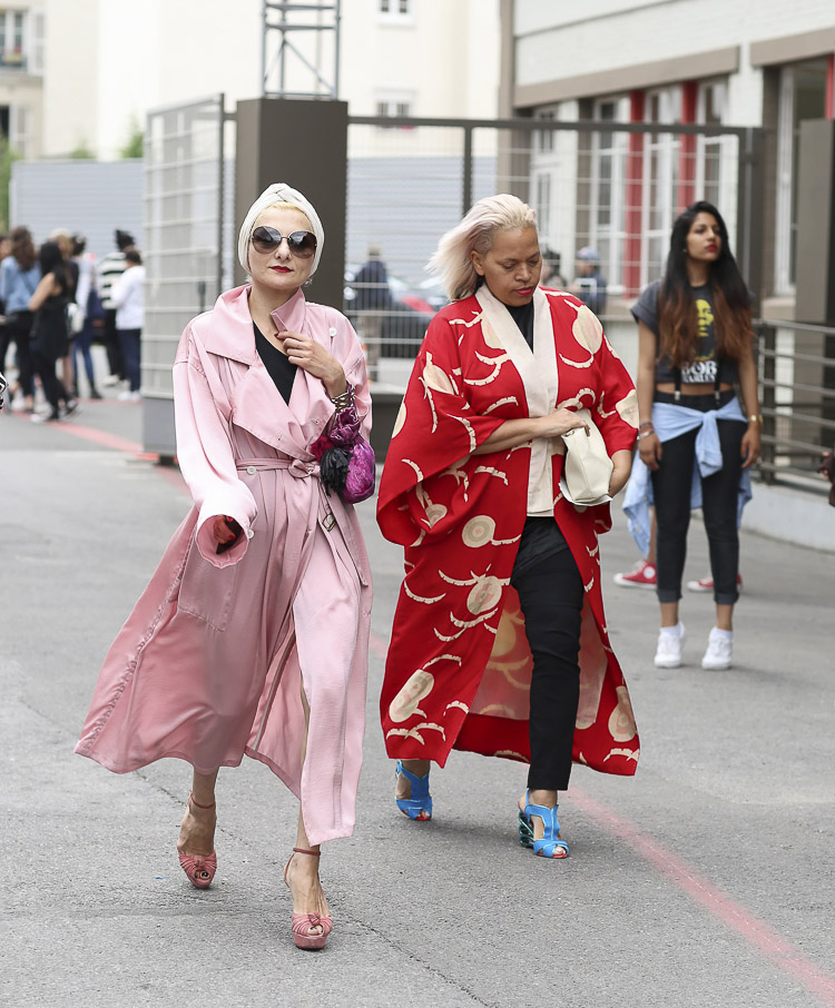 2014年10月29日欧美潮人街拍 看秋冬最新时尚款型