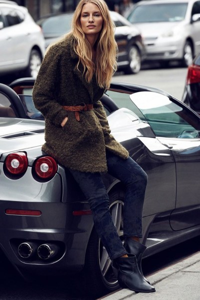 名模轰炸机夹克大片 展现秋冬街头风尚