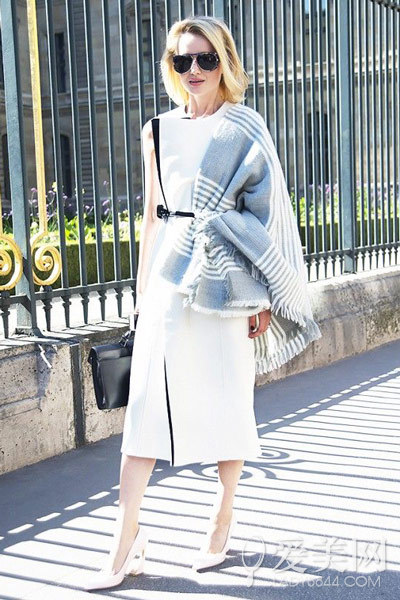 围巾还能这么搭！最in围法你造吗？