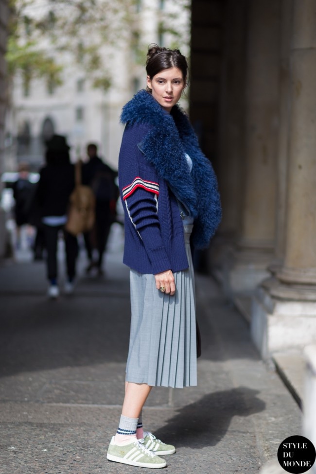 跟上时尚潮人的脚步！看2014秋冬短袜街拍搭配示范