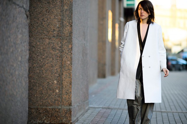 来自寒冷雪国的神秘魅力：看俄罗斯10月时尚街拍