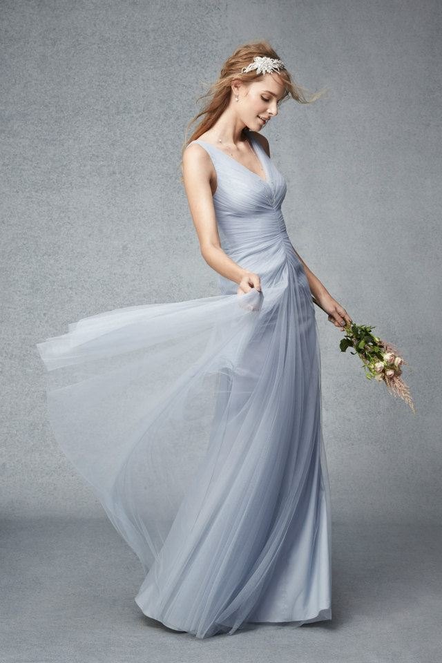 婚礼上最美丽的陪衬，Monique Lhuillier专为伴娘推出礼服系列