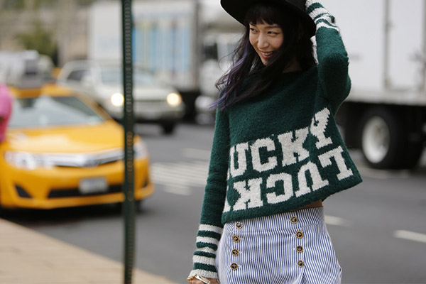 秋冬流行色彩指南,怎么穿都很美的6种颜色