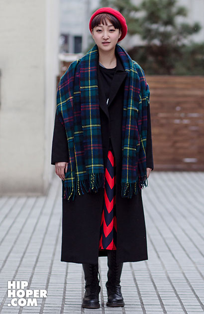 12月韩国时尚街拍 看型男靓女冬季气质服饰搭配