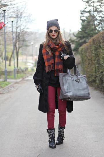 看欧美潮女街头时尚围巾打法 寒流来袭不再让你冷