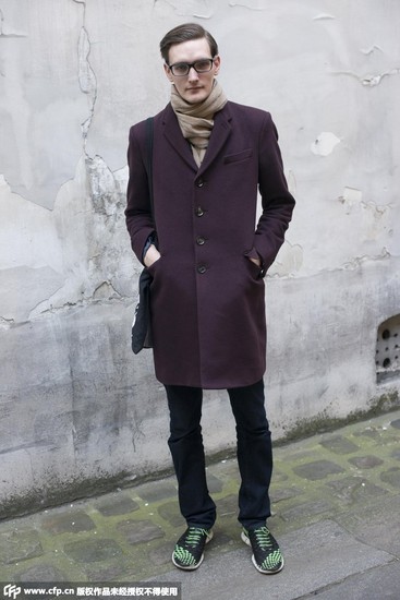 时装周潮男街拍 过场不浮夸,绅士格调成最佳风范