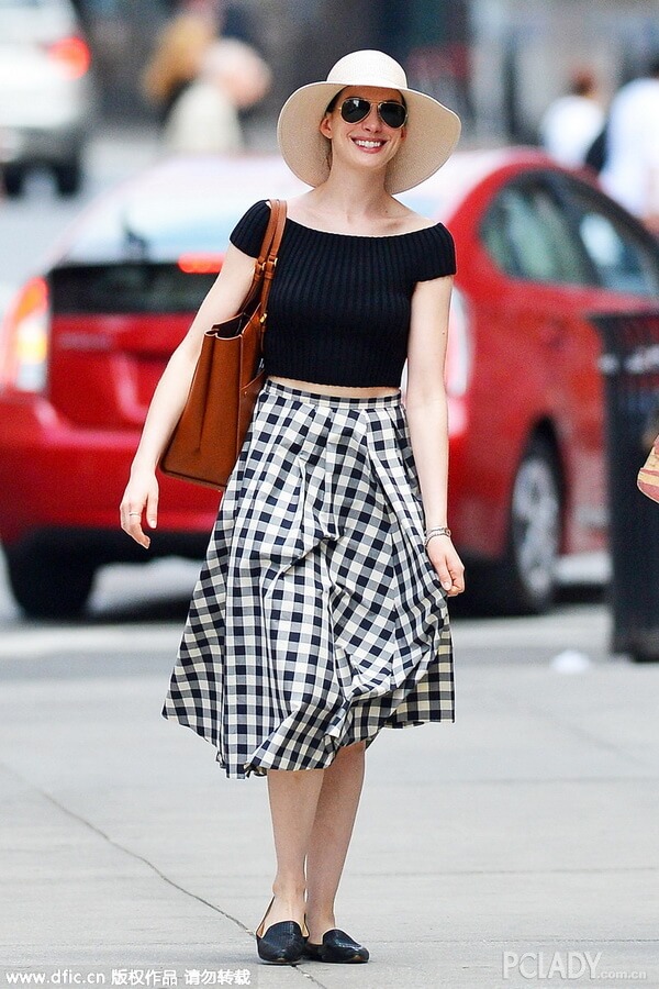 走到哪都是度假范儿 编织单品抗晒Buy起来！