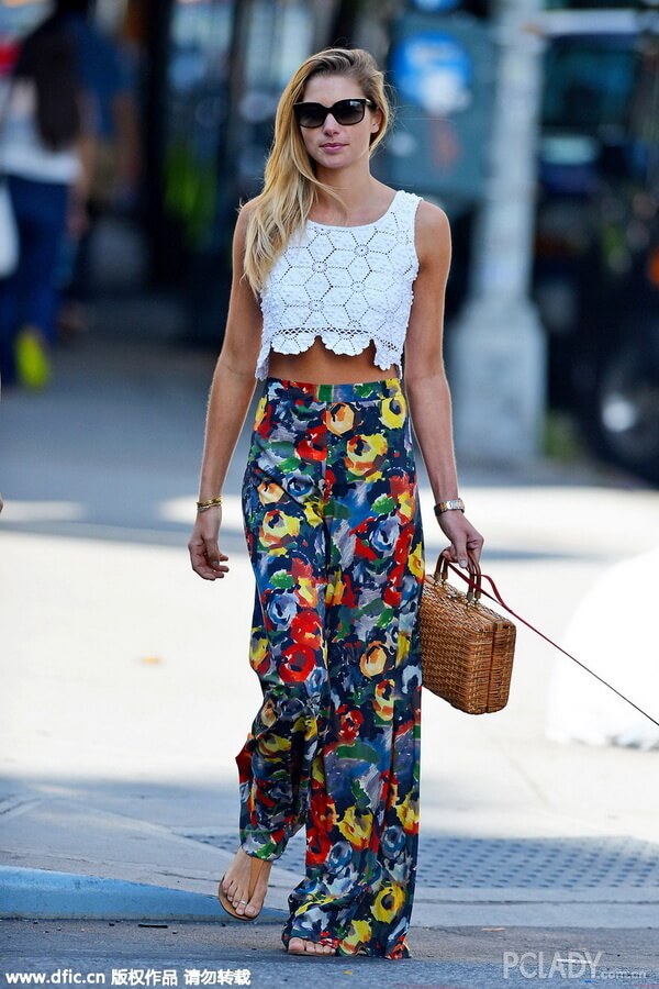 走到哪都是度假范儿 编织单品抗晒Buy起来！