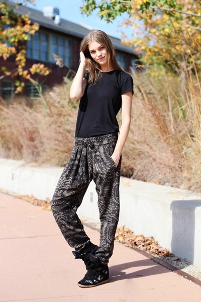 比牛仔裤更受欢迎,据说自由奔放的姑娘都爱穿它!