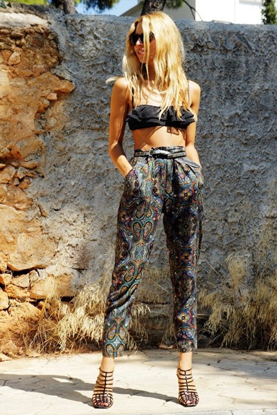 比牛仔裤更受欢迎,据说自由奔放的姑娘都爱穿它!