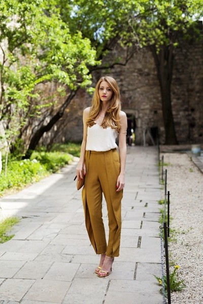 比牛仔裤更受欢迎,据说自由奔放的姑娘都爱穿它!