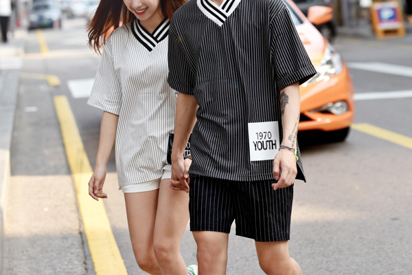 谁说穿成一模一样才能叫做情侣装！