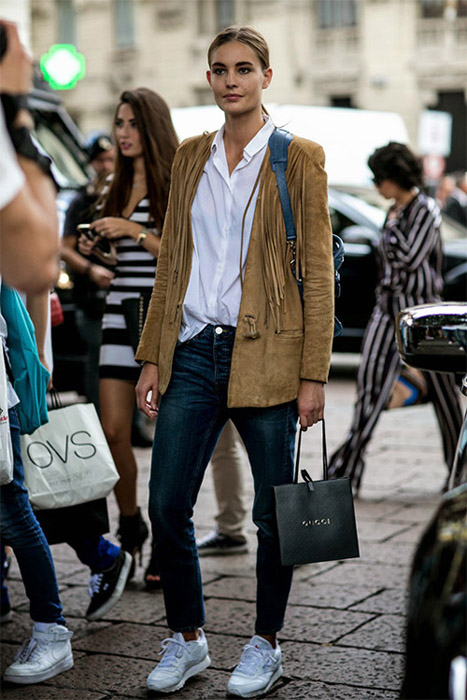 最热流行麂皮外套 跟风时尚博主美的妥妥的