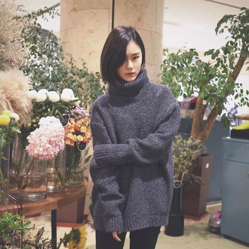 街头潮人高领毛衣太时髦 怎么穿怎么美有木有!