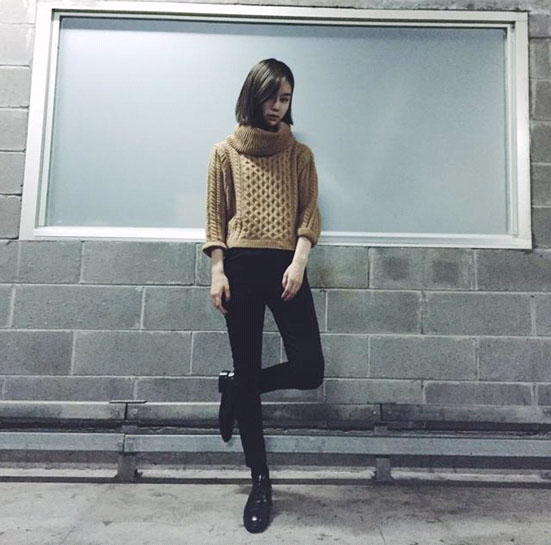 街头潮人高领毛衣太时髦 怎么穿怎么美有木有!